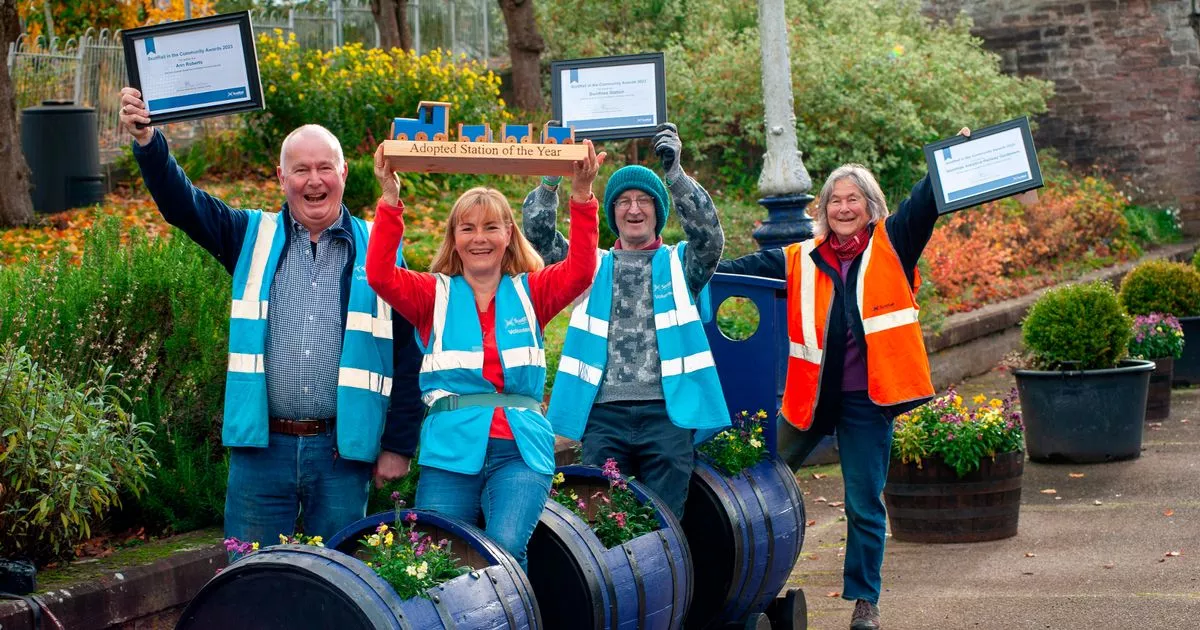 Dumfries station volunteers' blooming beautiful efforts earn award